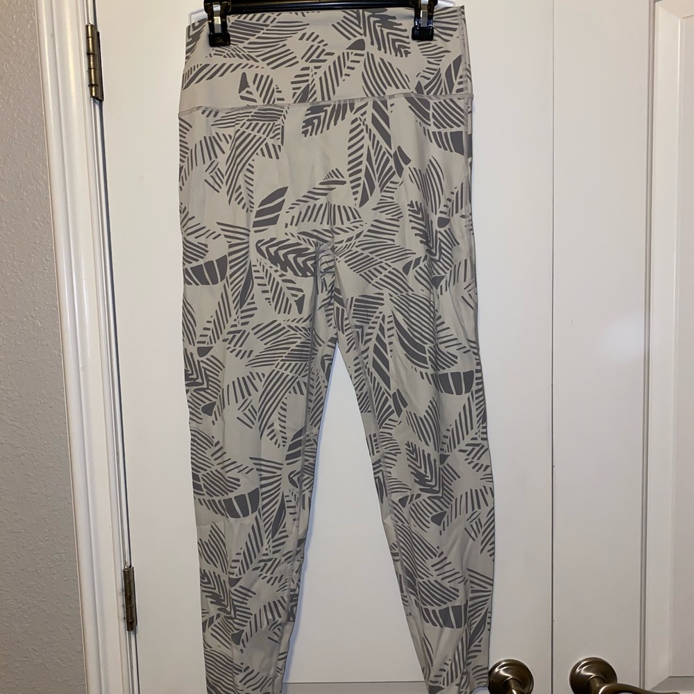 White Aerie Floral Leggings